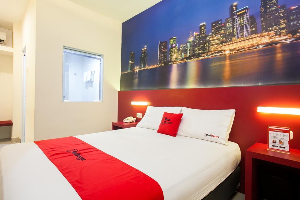 Reddoorz Near Hawaii Water Park Hotel Malang Bagian luar foto